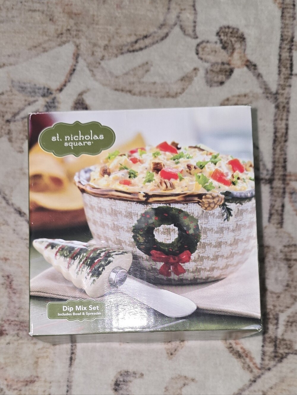 St. Nicholas Square Holiday Dip Set - White, Green, Red